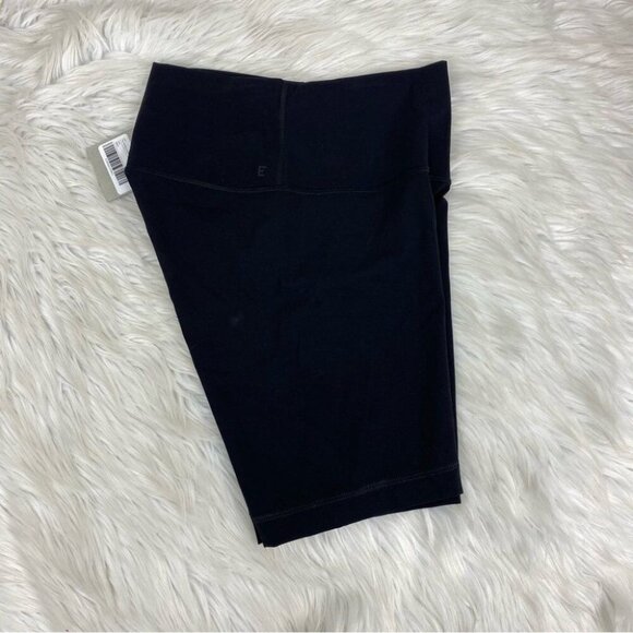Everlane Women’s NWT Black‎ Athletic The Perform Biker Short Small/W22/L8.5 - Picture 2 of 10